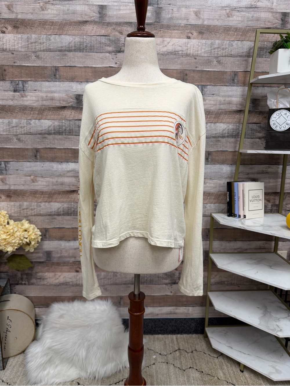 O’Neill Cream With Orange Chest Strip Graphic XS